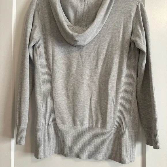 Athleta Women’s Gray Hoodie - Picture 4 of 4